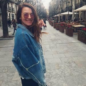 Meet your Posher, Kendra